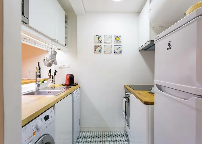 Street - Lovely Historic Center شقة *