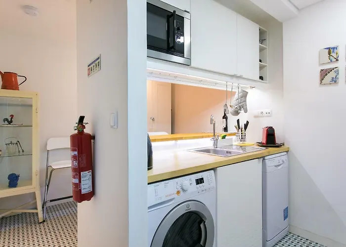 Street - Lovely Historic Center * Lisboa