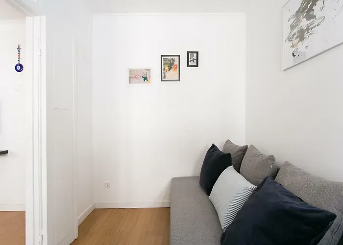 Street - Lovely Historic Center * Lisboa