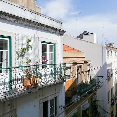 Street - Lovely Historic Center * Lizbona